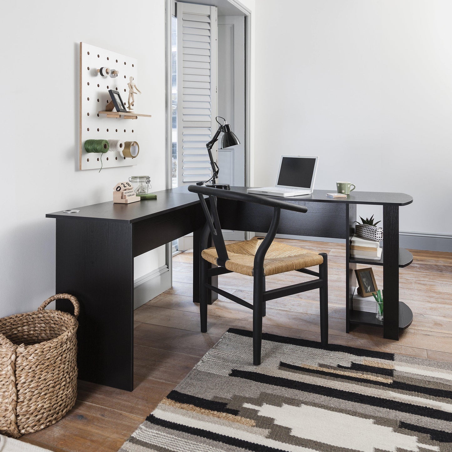 Essie L Shaped Desk in Black